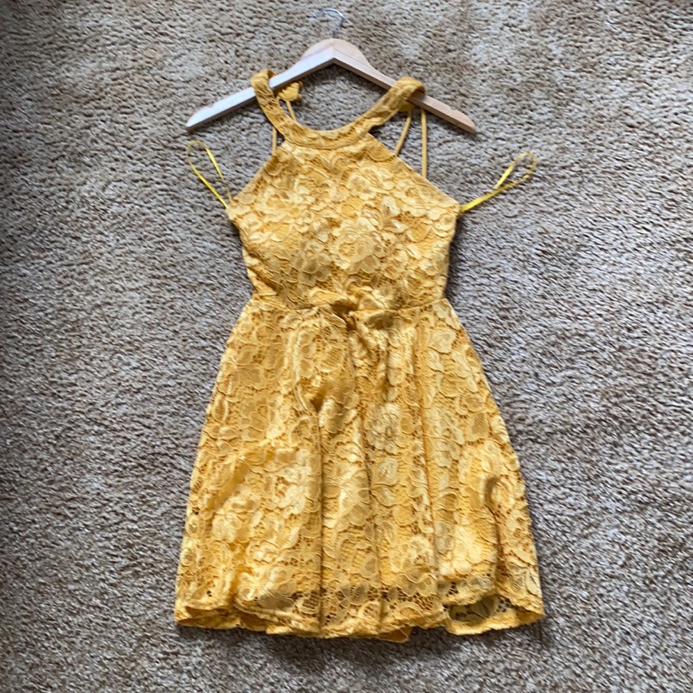 Yellow short dress